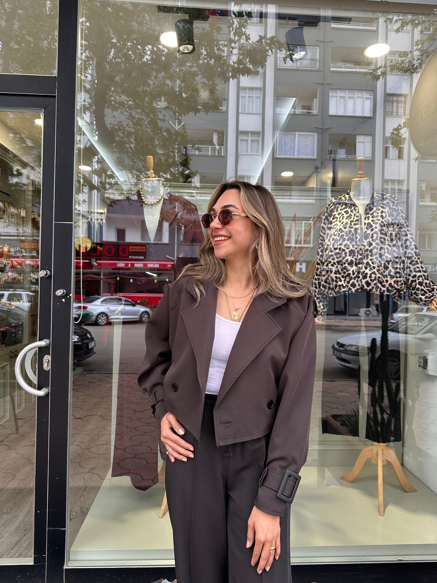 Trençkot pantolon takım