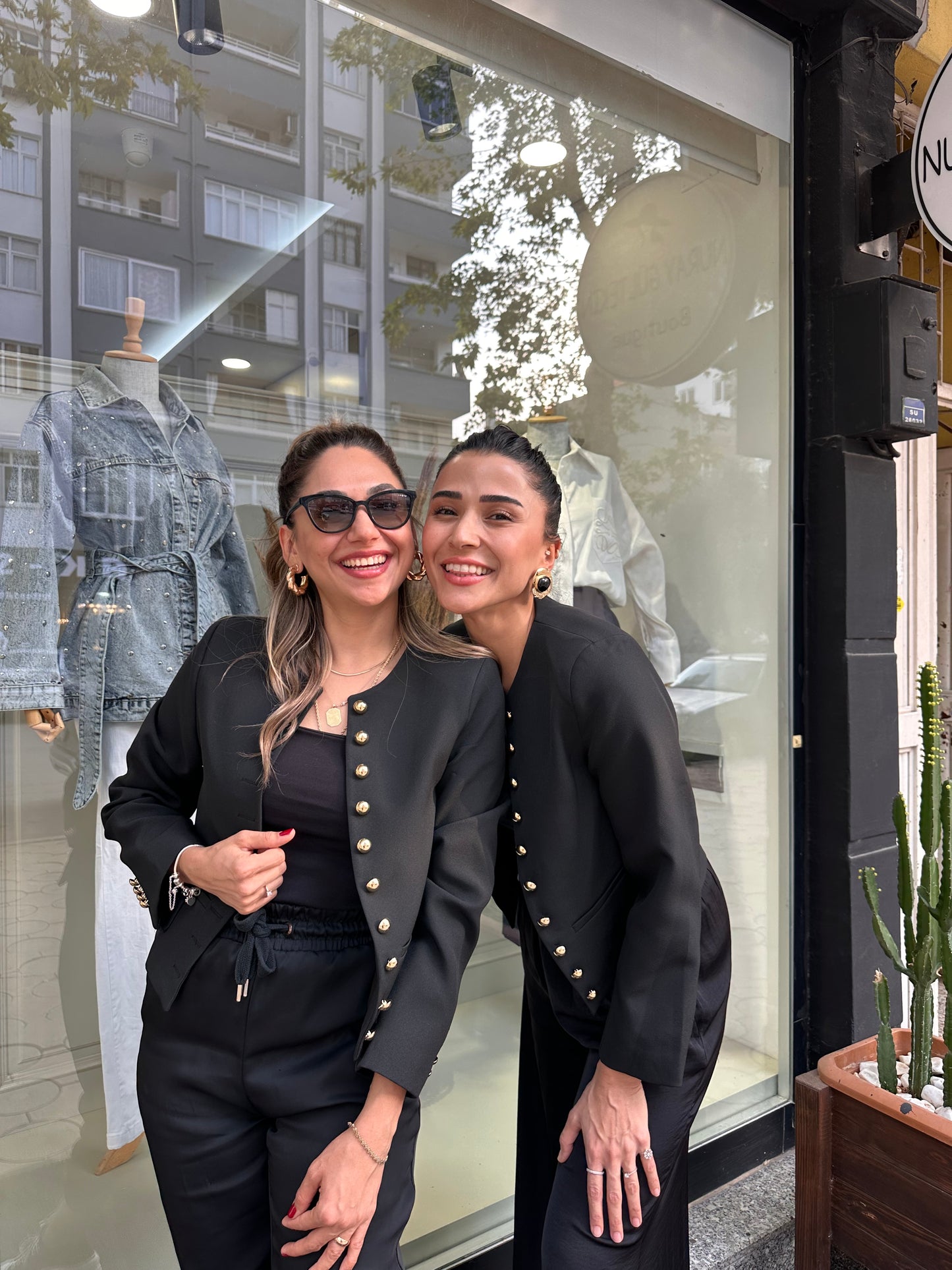 Düğme detay kısa blazer ceket