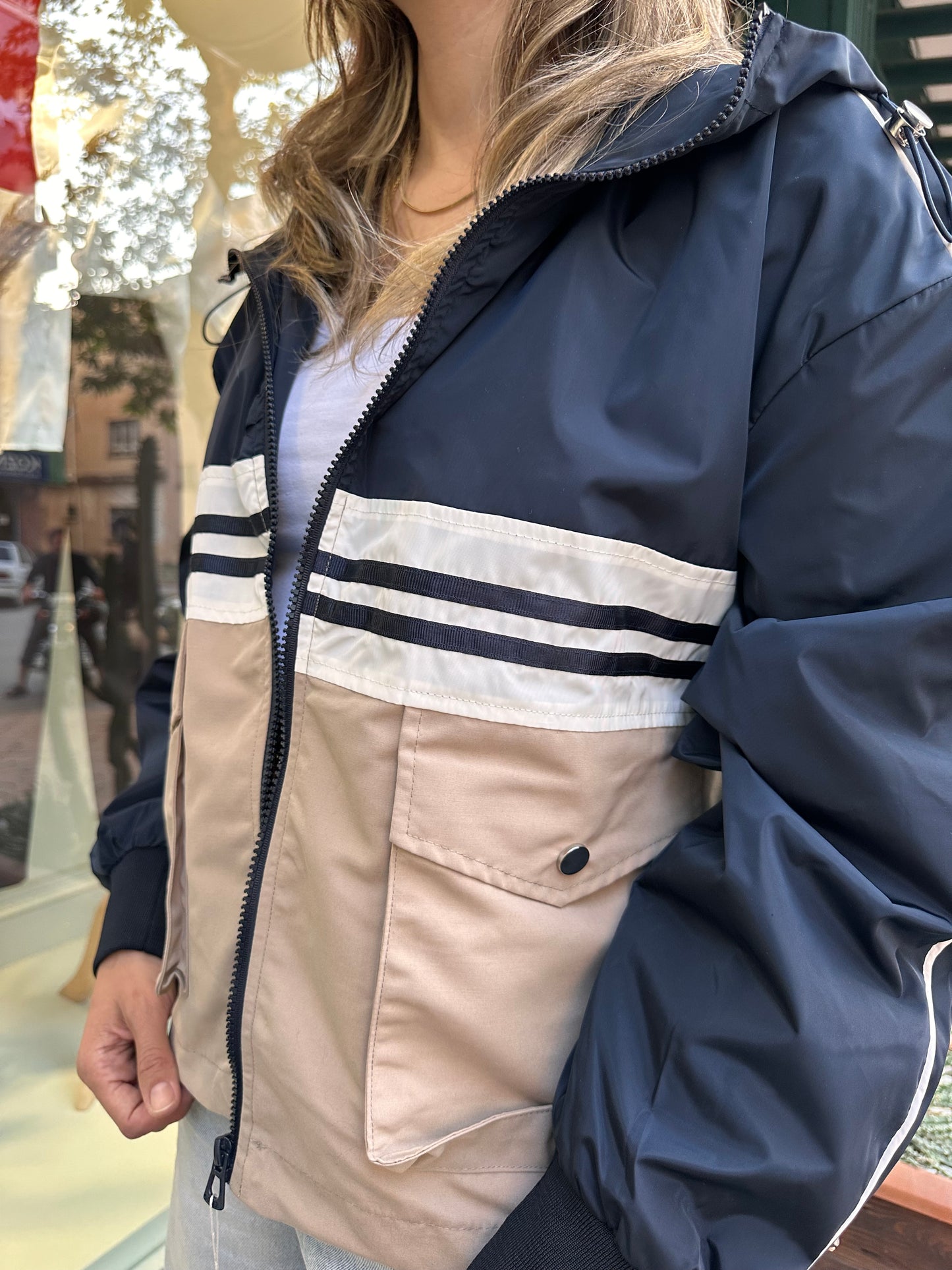 Bej lacivert çizgili ceket ( yağmurluk )