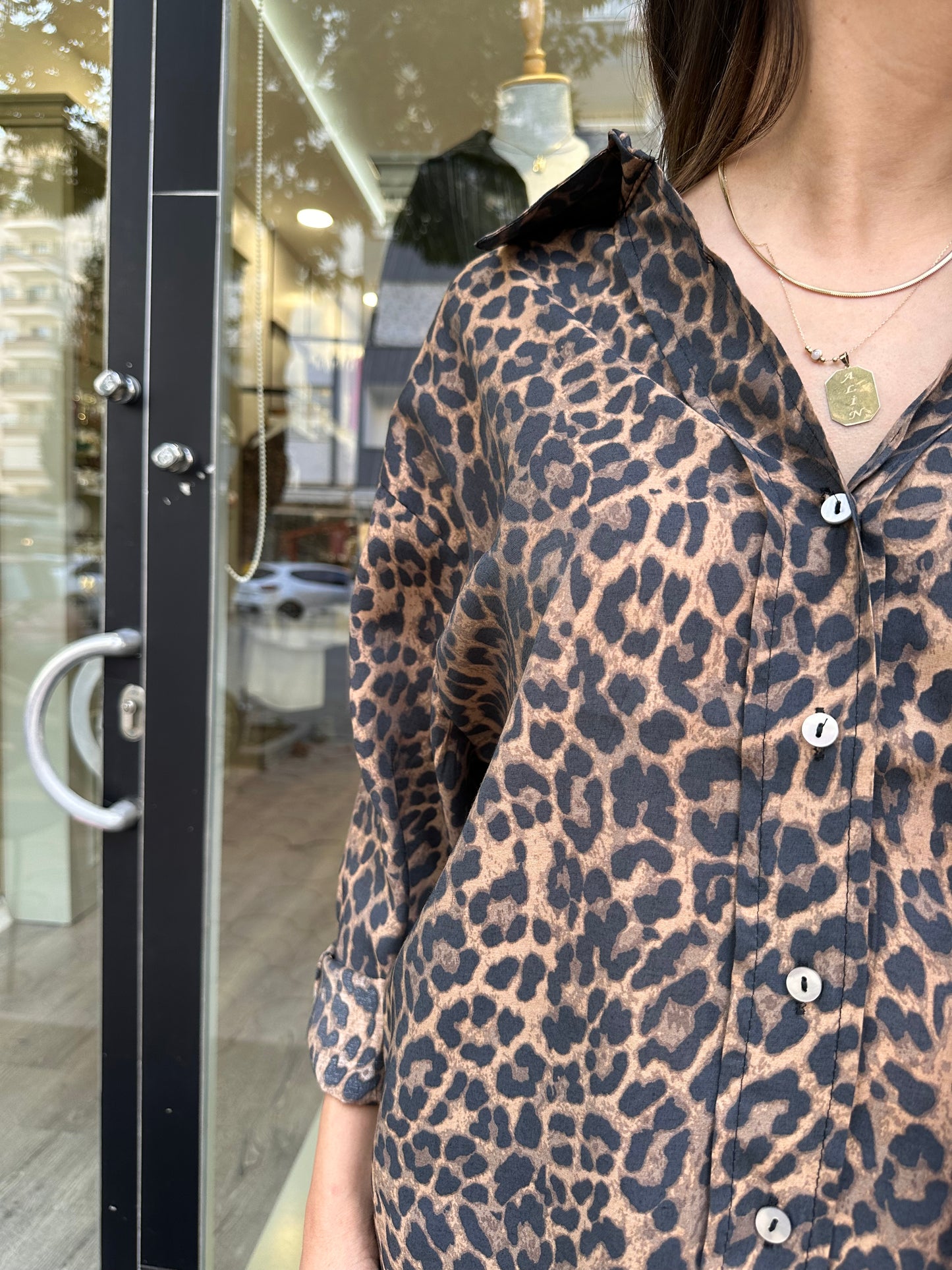 Leopar Desenli Şık Gömlek
