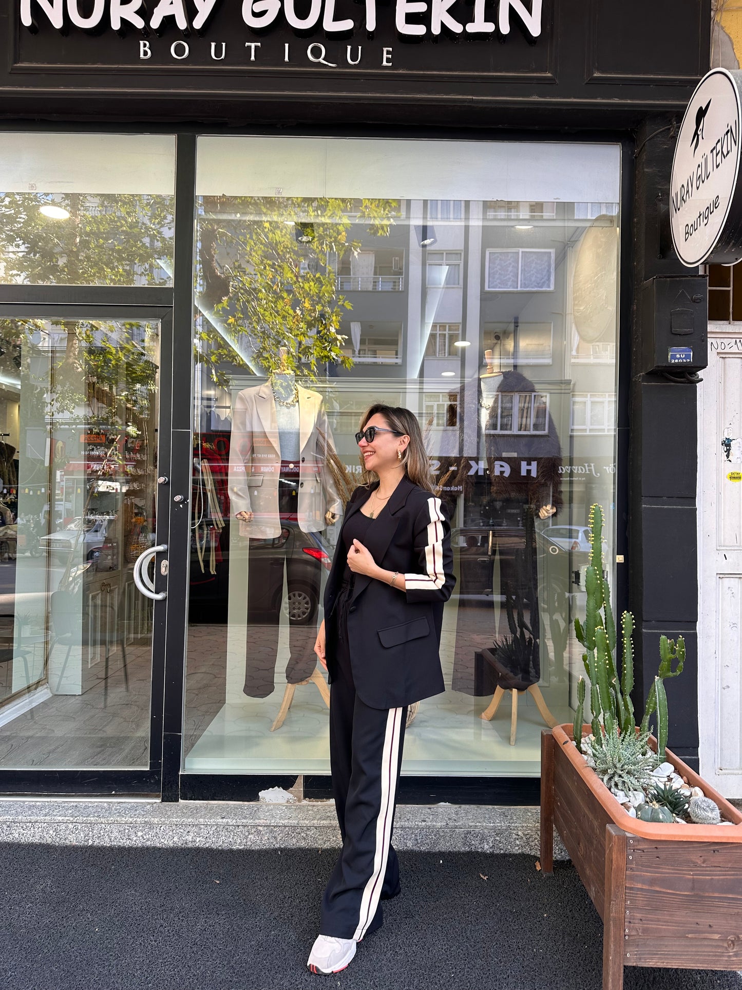 Şerit detay blazer takım