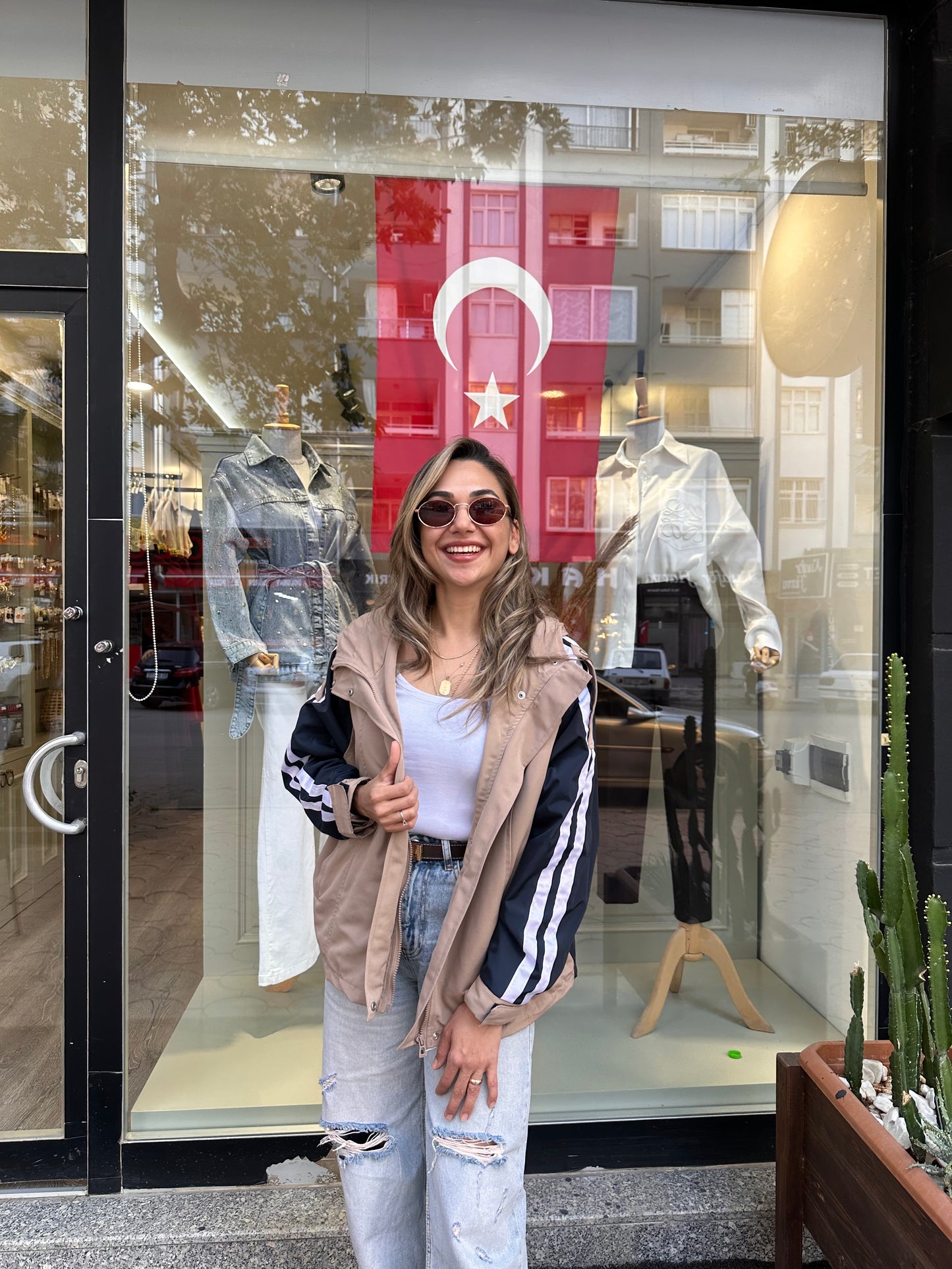 Bej lacivert çizgili ceket (yağmurluk)