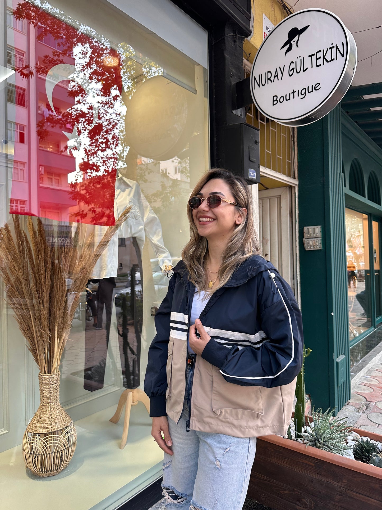 Bej lacivert çizgili ceket ( yağmurluk )