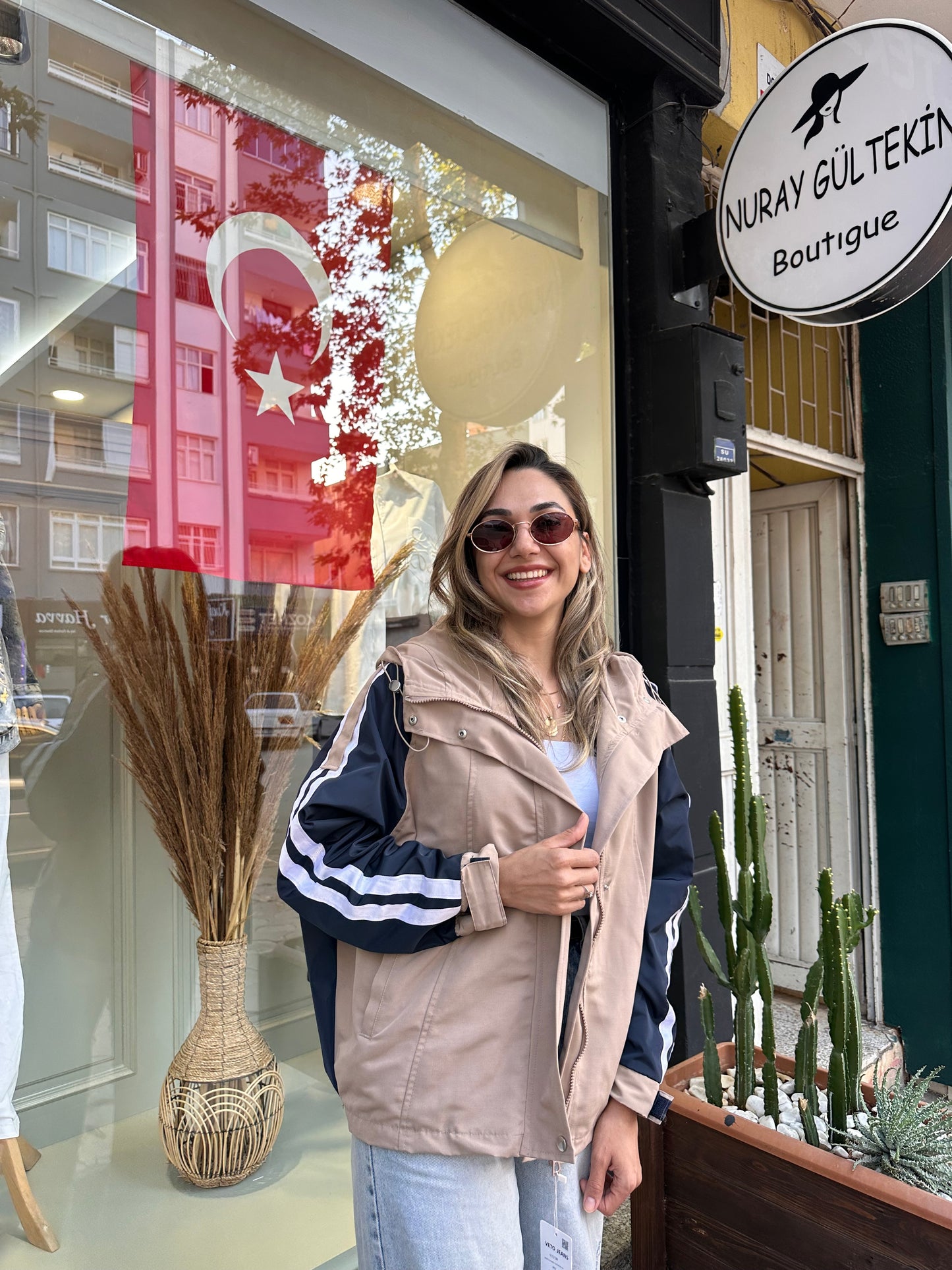 Bej lacivert çizgili ceket (yağmurluk)